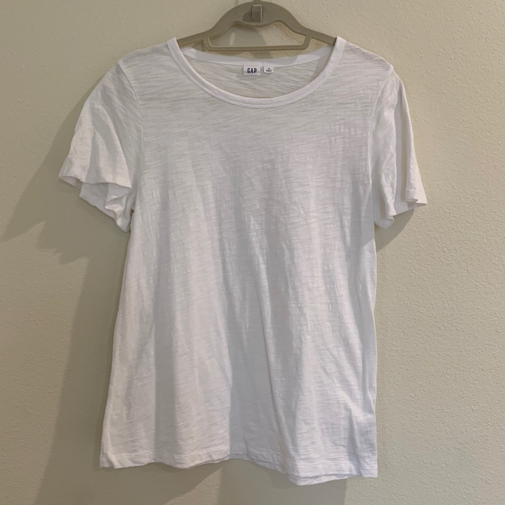 Gap white flutter sleeve top